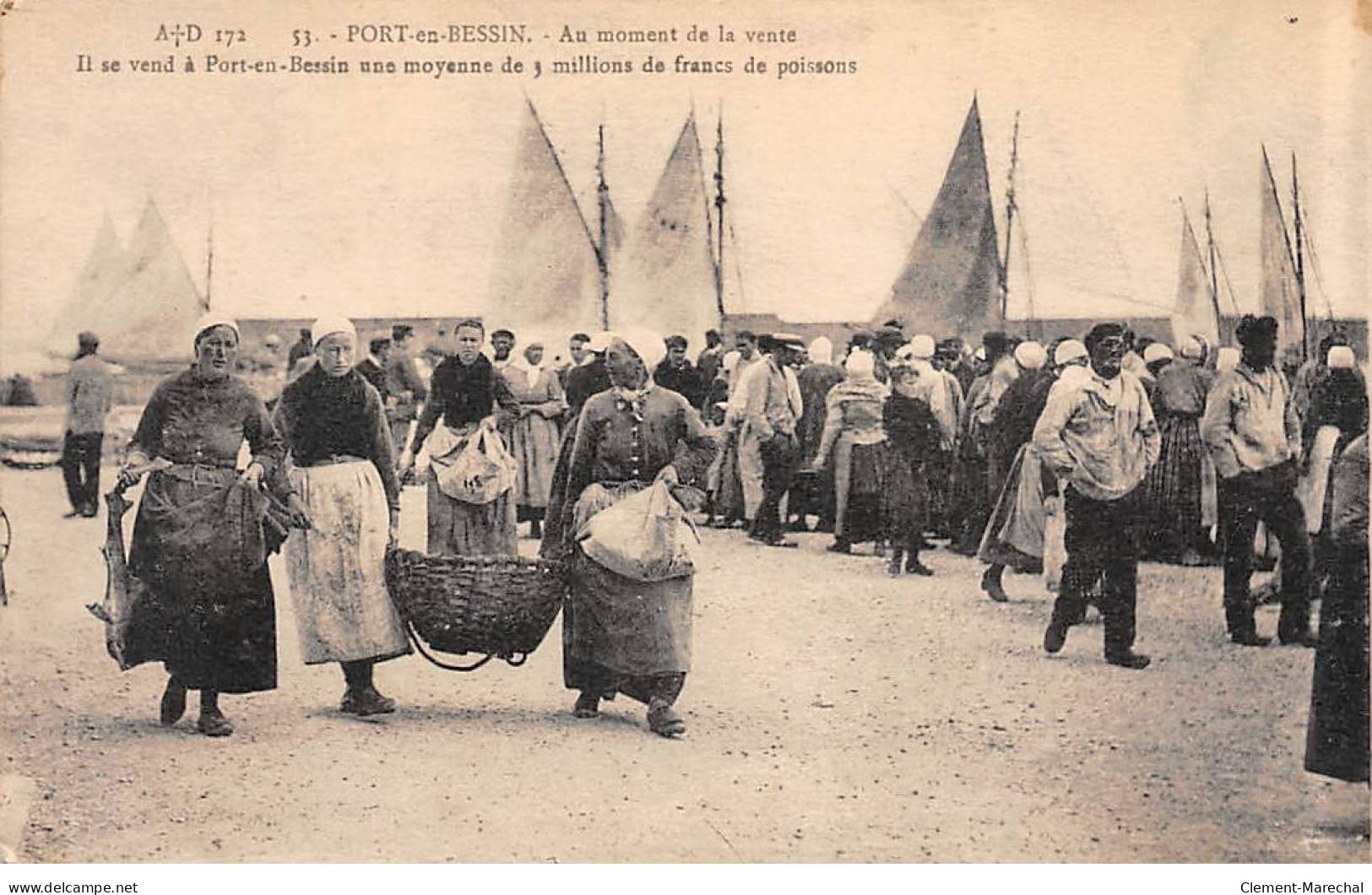 PORT EN BESSIN - Au Moment De La Vente - Très Bon état - Port-en-Bessin-Huppain