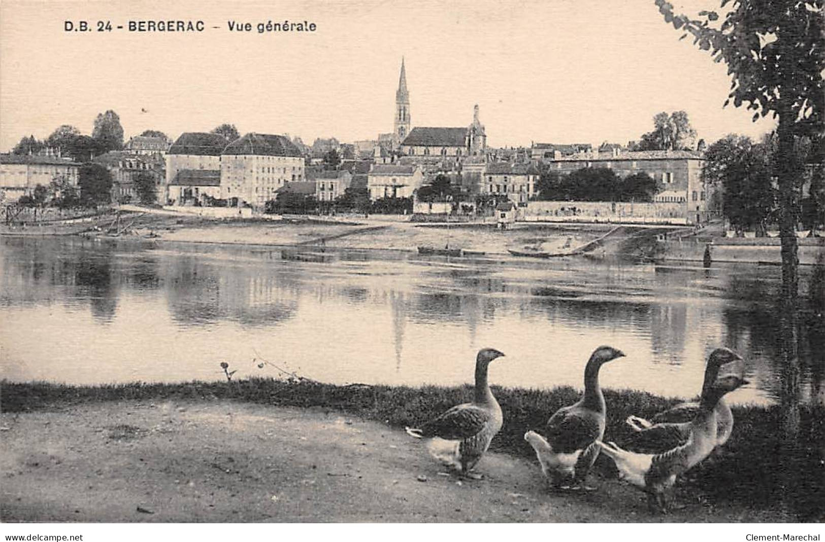 BERGERAC - Vue Générale - Très Bon état - Bergerac