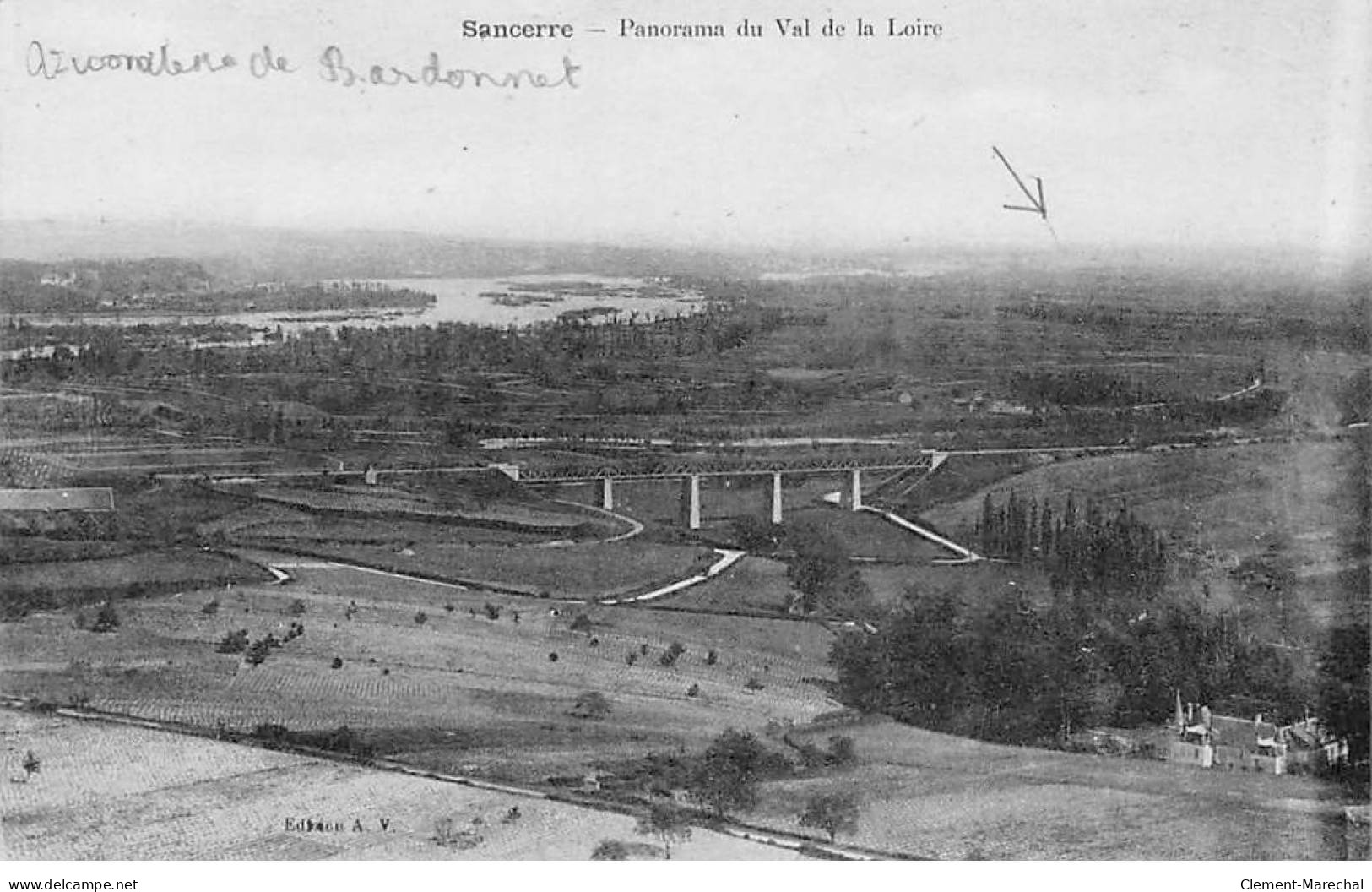 SANCERRE - Panorama Du Val De La Loire - Très Bon état - Sancerre