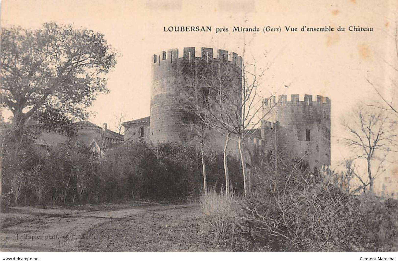 LOUBERSAN Près Mirande - Vue D'ensemble Du Château - Très Bon état - Sonstige & Ohne Zuordnung