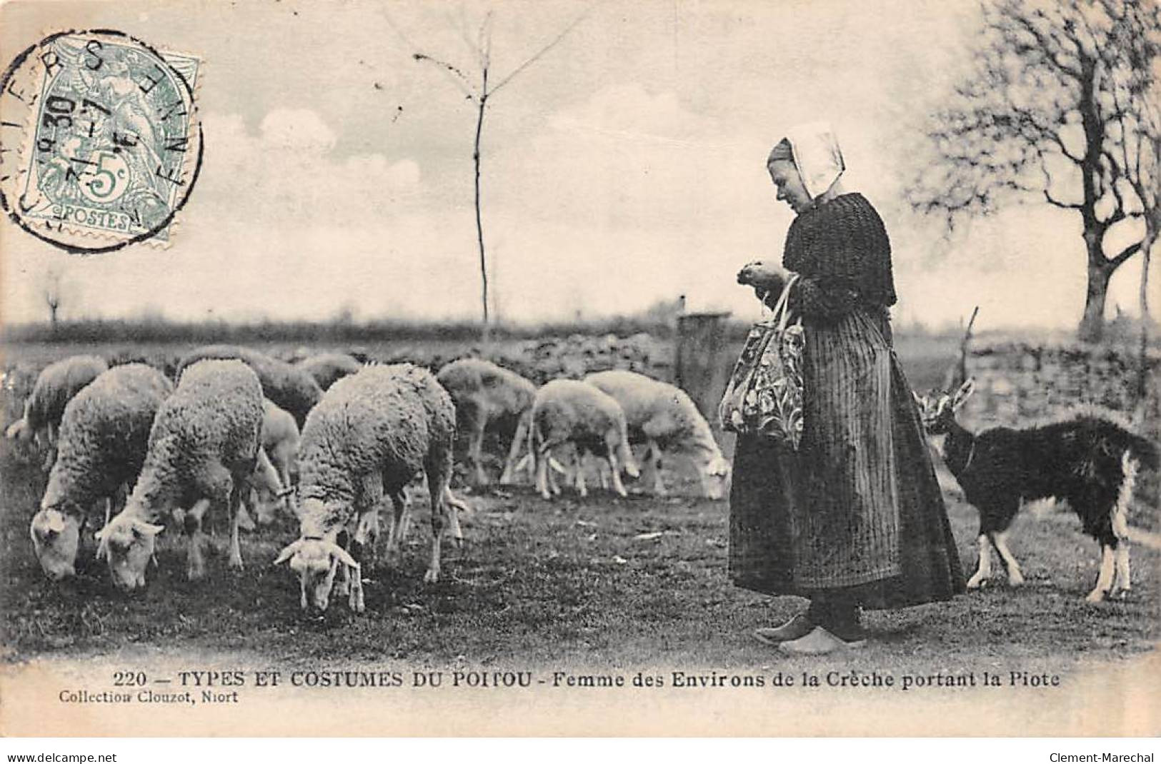 Type Et Costumes Du Poitou - Femme Des Environs De La Crèche Portant La Piote - Très Bon état - Other & Unclassified