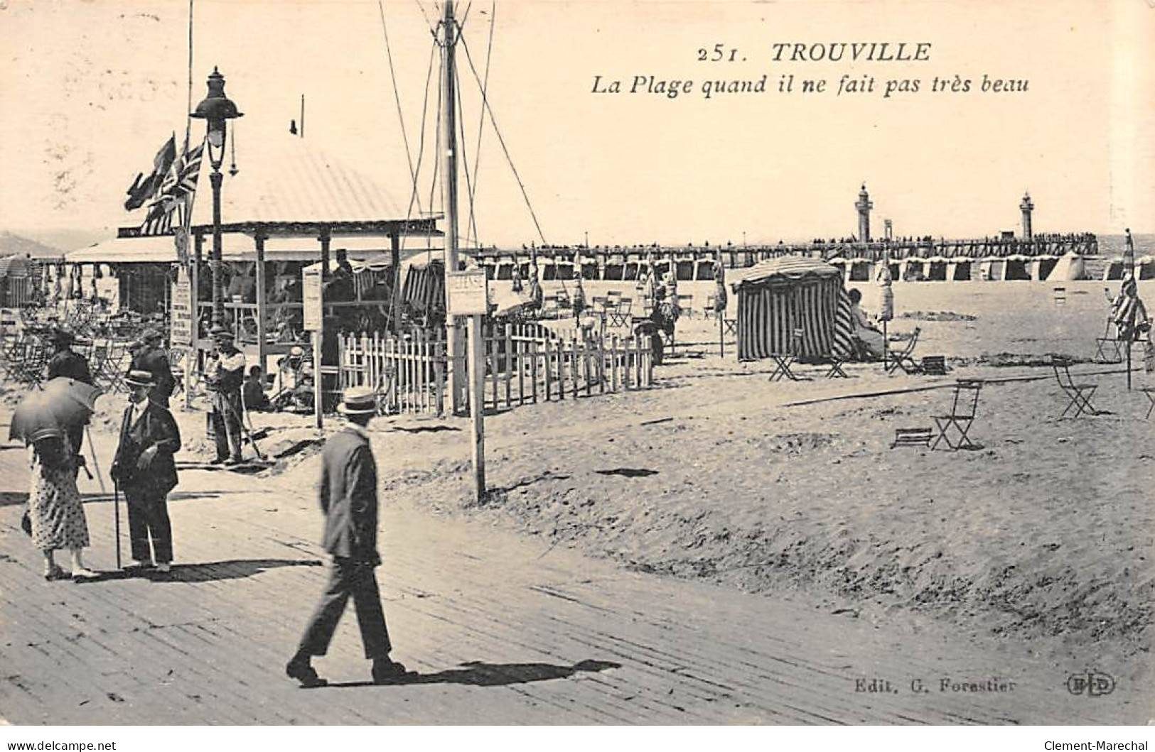 TROUVILLE - La Plage - Très Bon état - Trouville