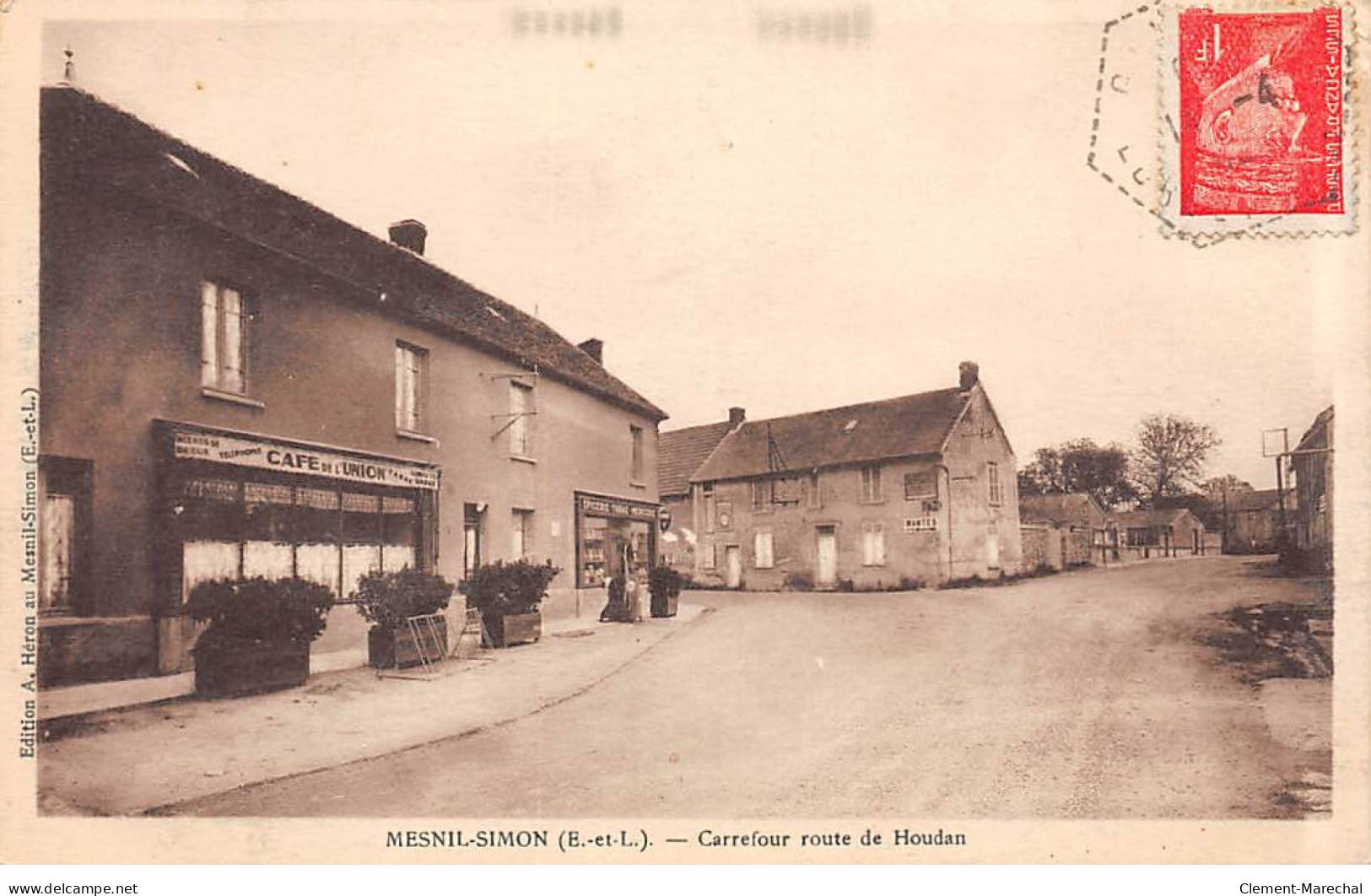 MESNIL SIMON - Carrefour Route De Houdan - Très Bon état - Other & Unclassified