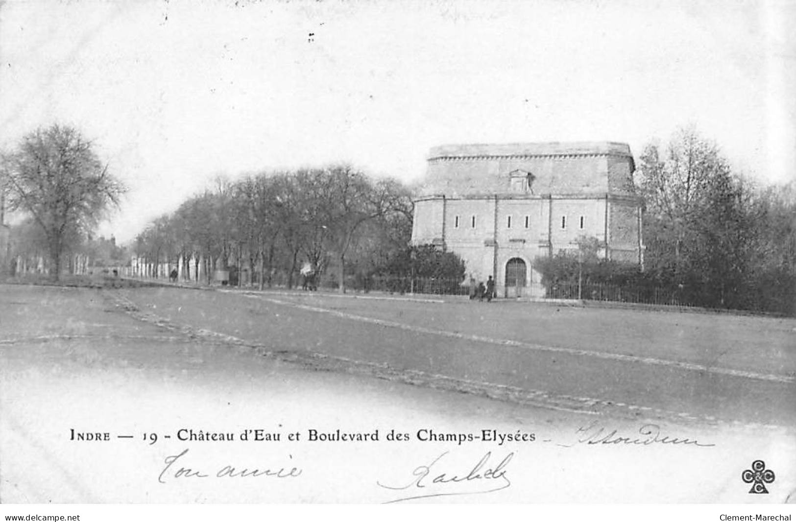 ISSOUDUN - Château D'Eau Et Boulevard Des Champs Elysées - Très Bon état - Issoudun