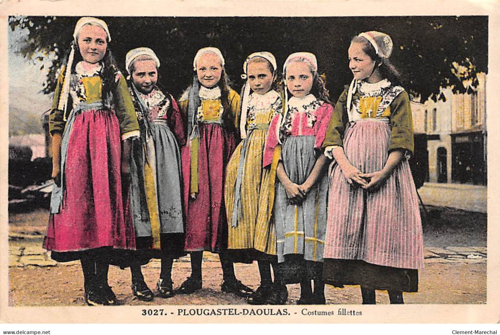 PLOUGASTEL DAOULAS - Costumes Fillettes - état - Plougastel-Daoulas