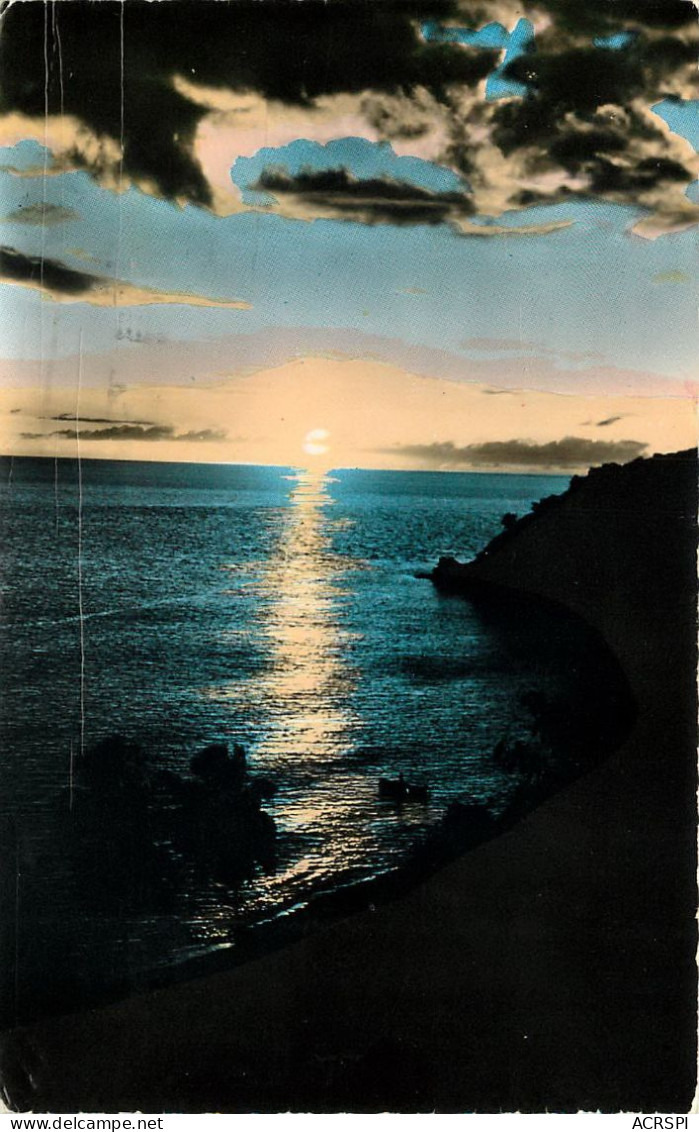 MARTINIQUE Coucher De Soleil Sur La Mer Des Antilles (scan Recto-verso) Ref 1009 - Le Marin