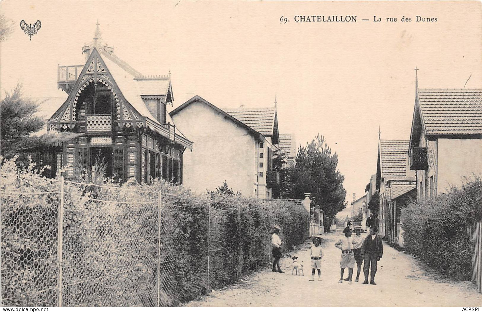 CHATELAILLON  Plage - La Rue Des Dunes Carte Vierge (scan Recto-verso) Ref 1000 - Châtelaillon-Plage