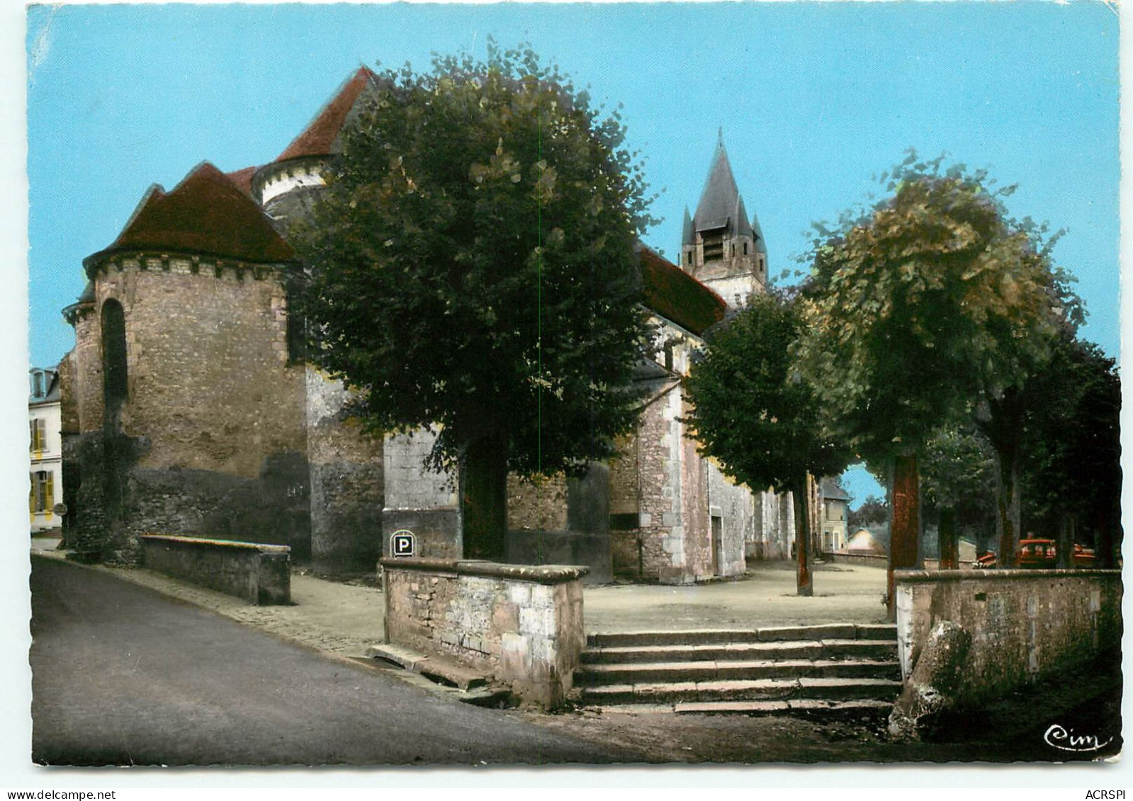 MEHUN Sur YEVRE  L'église (scan Recto-verso) Ref 1081 - Mehun-sur-Yèvre