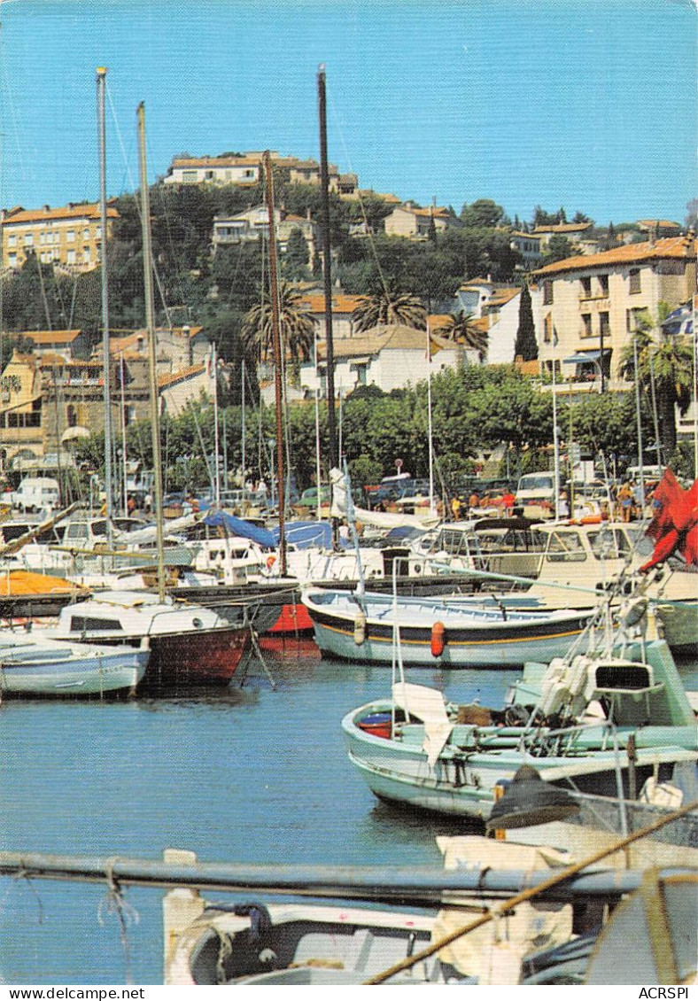 83  LE LAVANDOU  Le Port   (Scan R/V) N°   53   \PP1099Ter - Le Lavandou