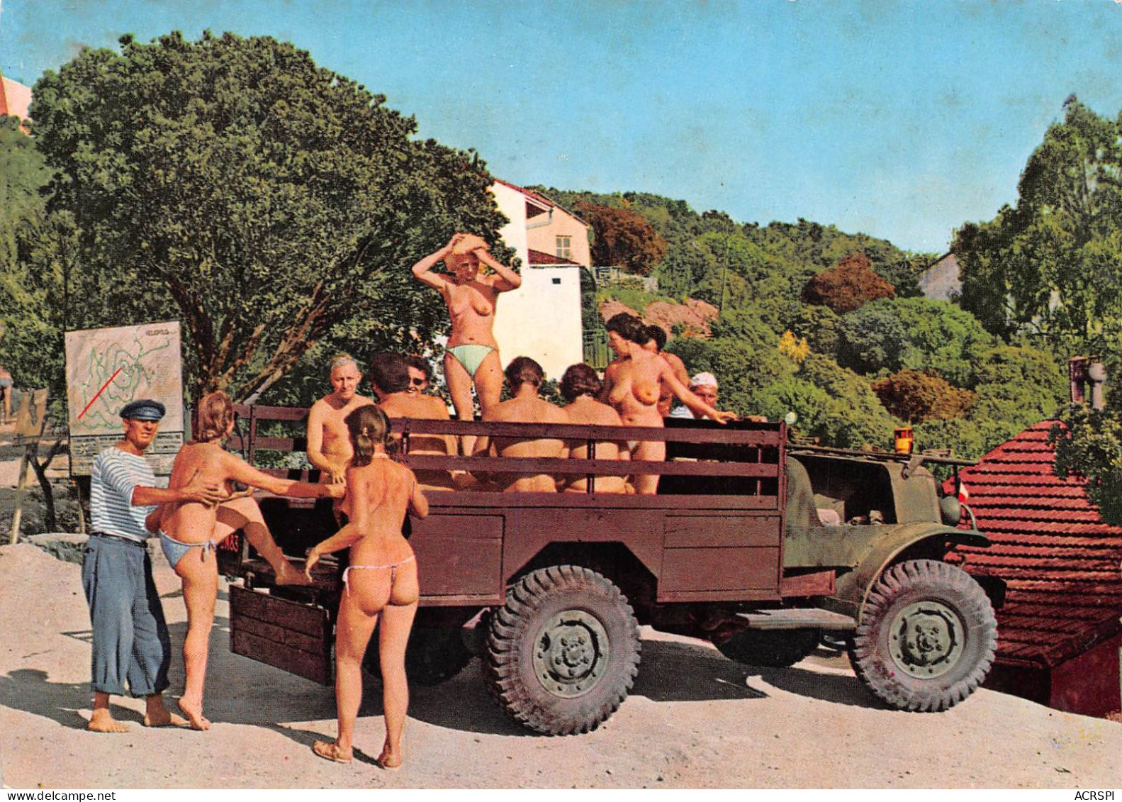 83  île Du Levant Jeep Et Naturistes  (Scan R/V) N°   35   \PP1099Ter - Saint-Maximin-la-Sainte-Baume