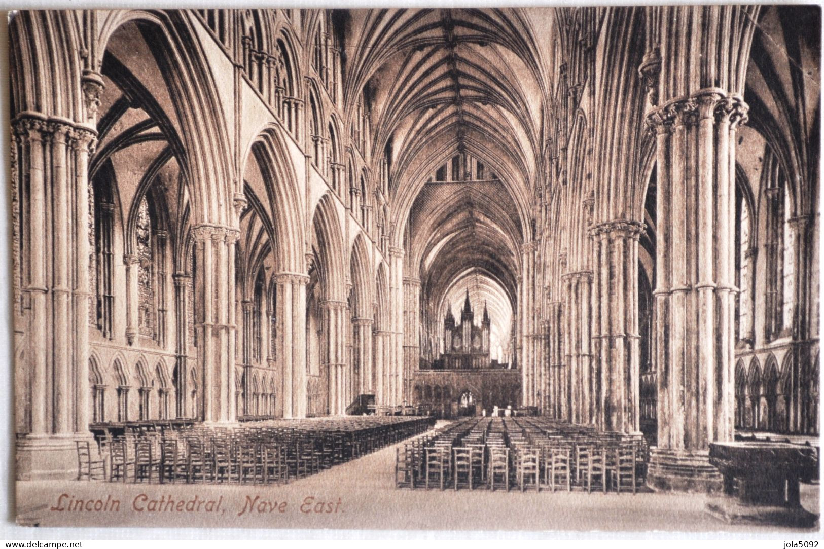 ROYAUME UNI - LINCOLN Cathedral - Nave East - Lincoln