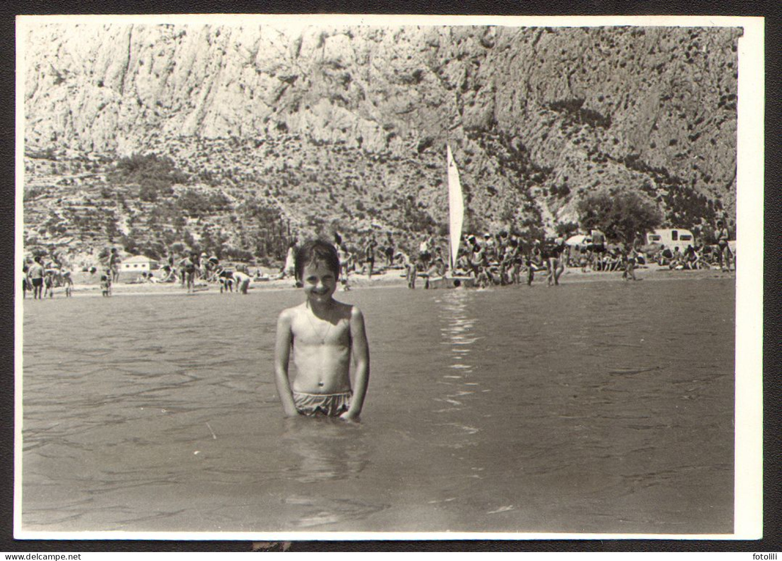 Girl On Beach Old  Photo 6x9 Cm # 41268 - Personnes Anonymes