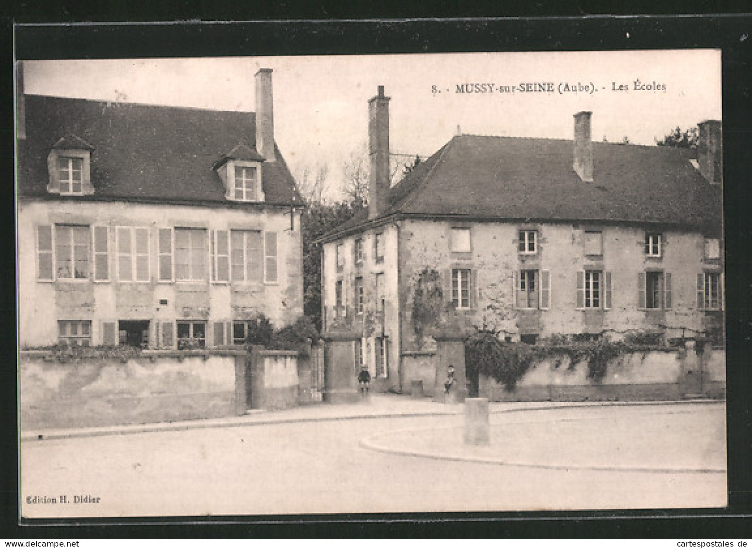 CPA Mussy-sur-Seine, Les Écoles  - Sonstige & Ohne Zuordnung