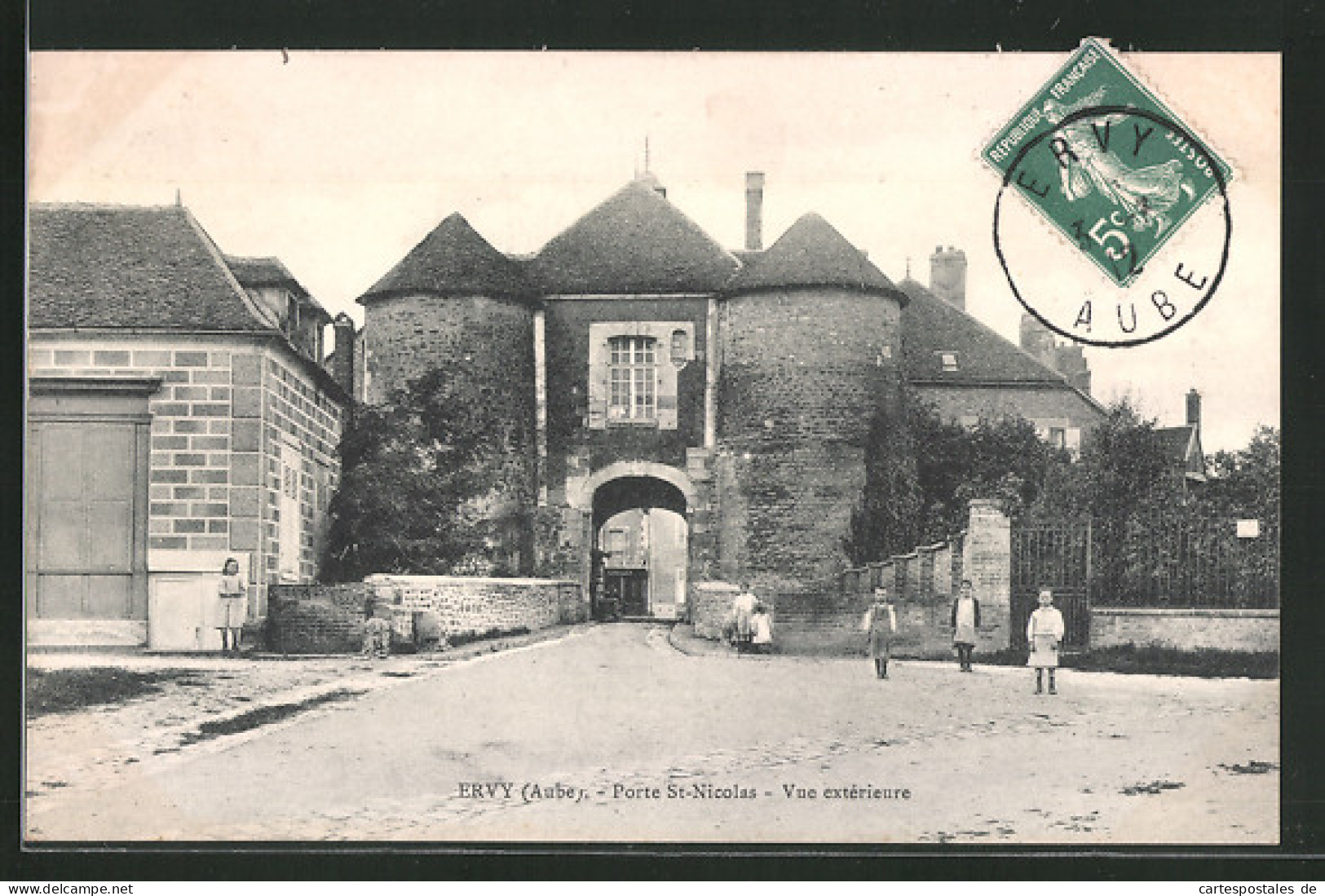 CPA Ervy, Porte Saint-Nicolas, Vue Extérieure  - Autres & Non Classés