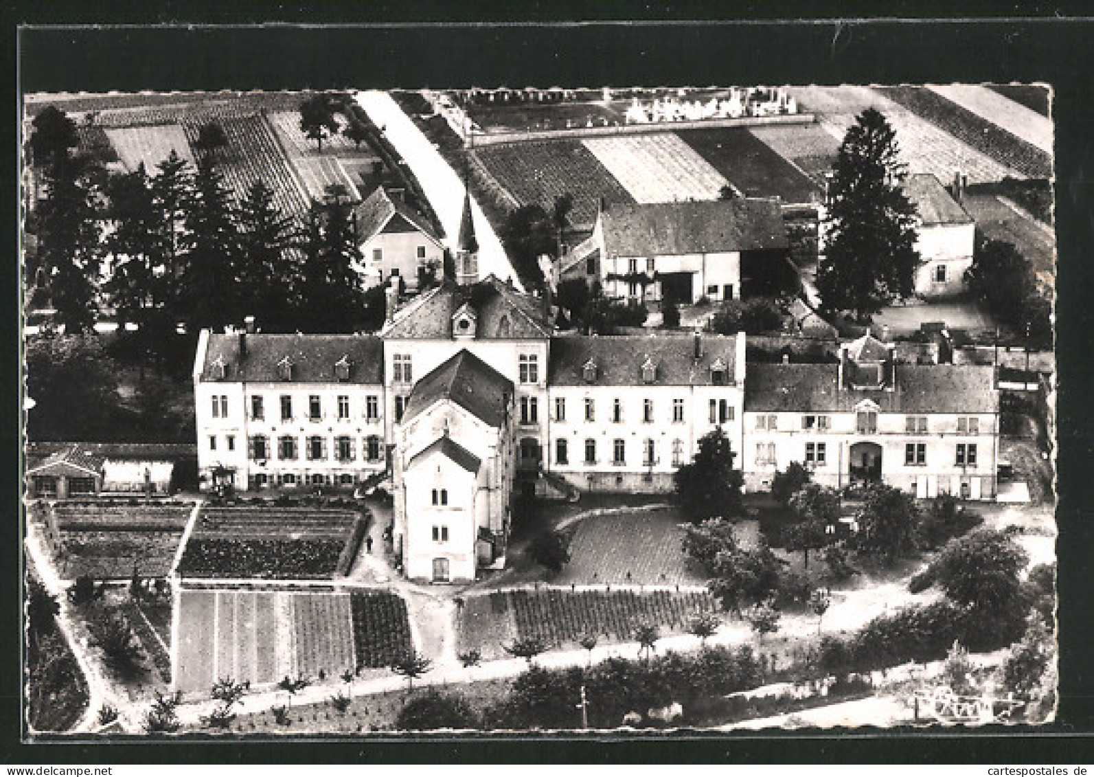 CPA Athée, L`Hospice Moussier, Vue Aérienne  - Autres & Non Classés