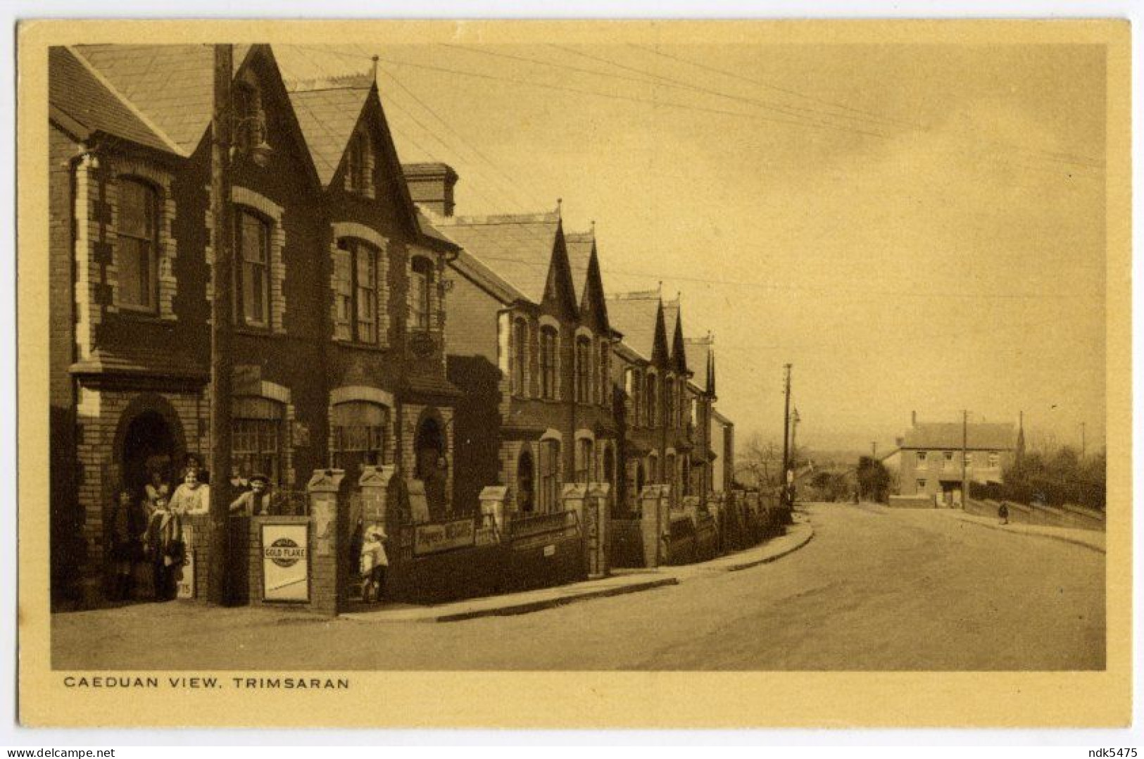 TRIMSARAN - CAEDUAN VIEW, CORNER SHOP - Carmarthenshire