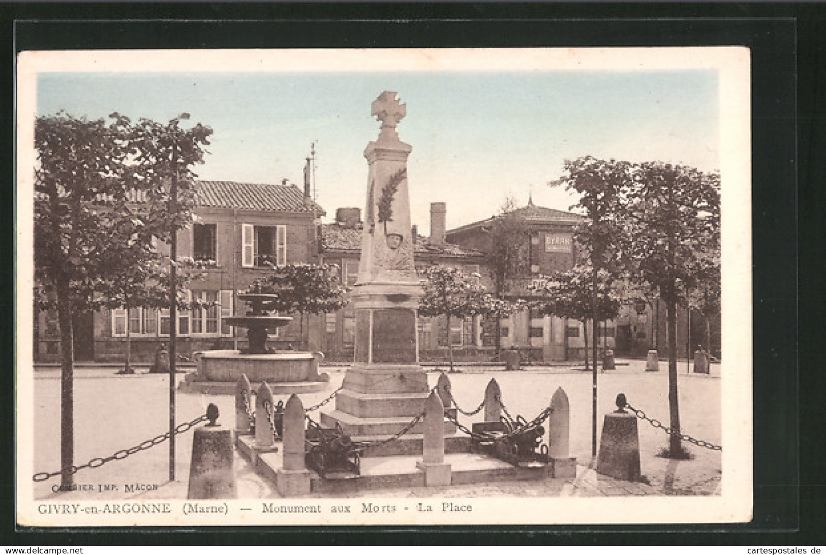 CPA Givry-en-Argonne, Monument Aux Morts, La Place  - Givry En Argonne