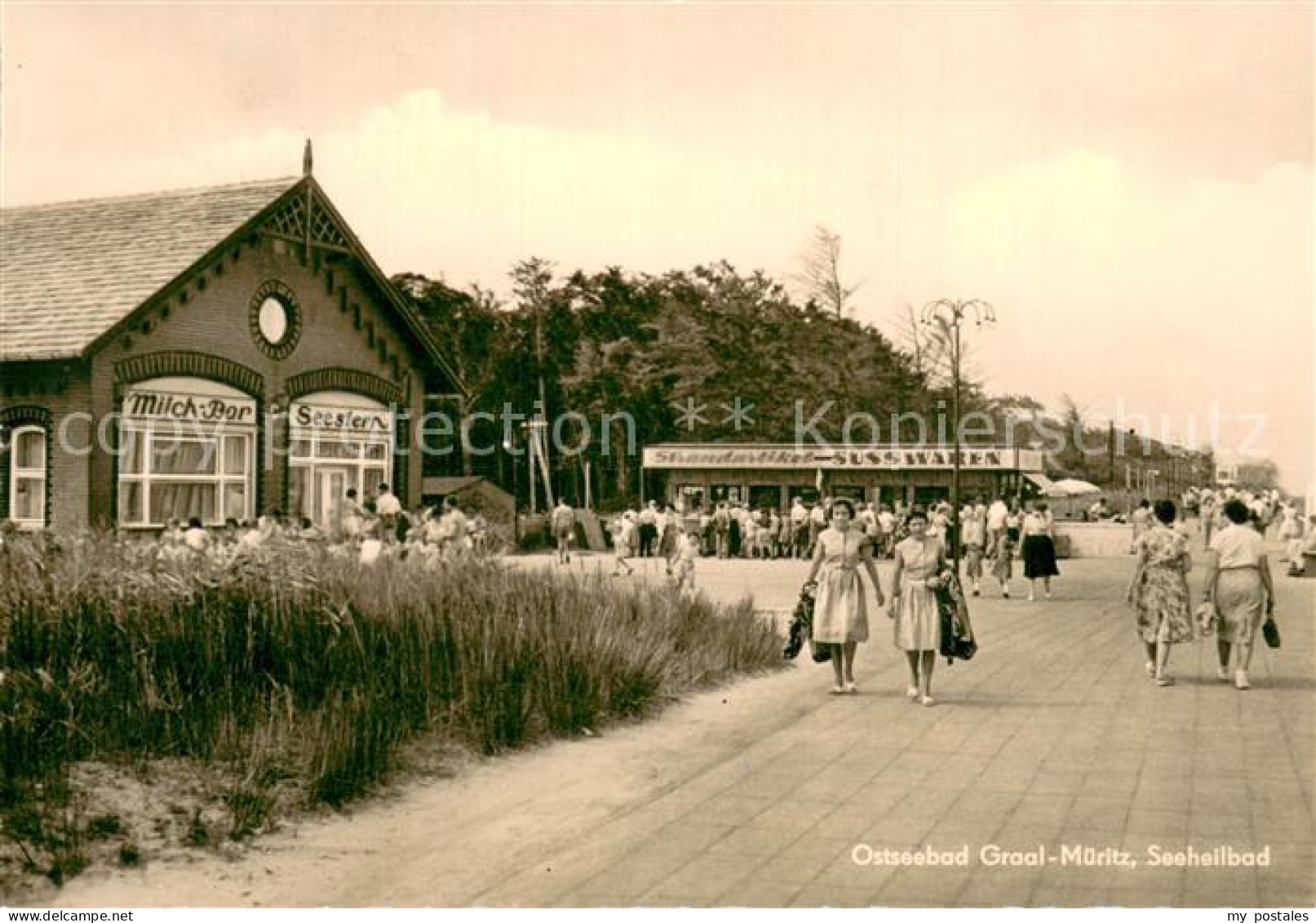 73756516 Graal-Mueritz Ostseebad Milch-Bar Seestern Promenade-Spaziergaenger Sue - Graal-Müritz