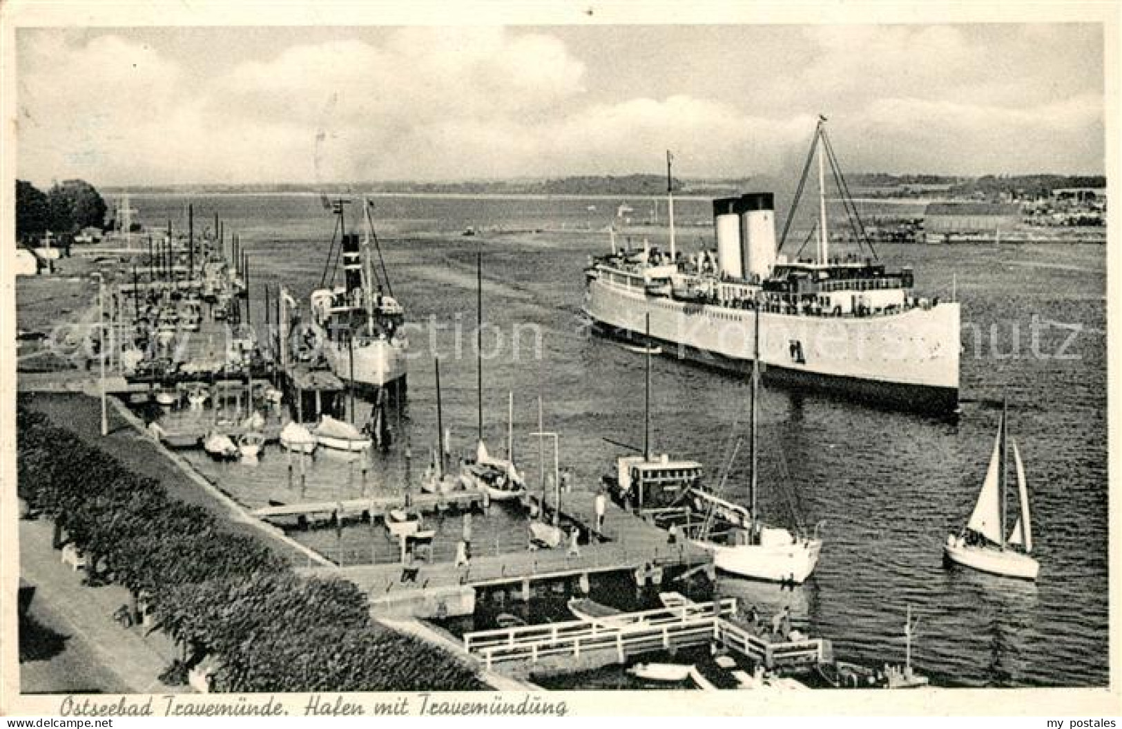 73065444 Travemuende Ostseebad Hafen Mit Travemuendung Ozeandampfer Travemuende  - Luebeck