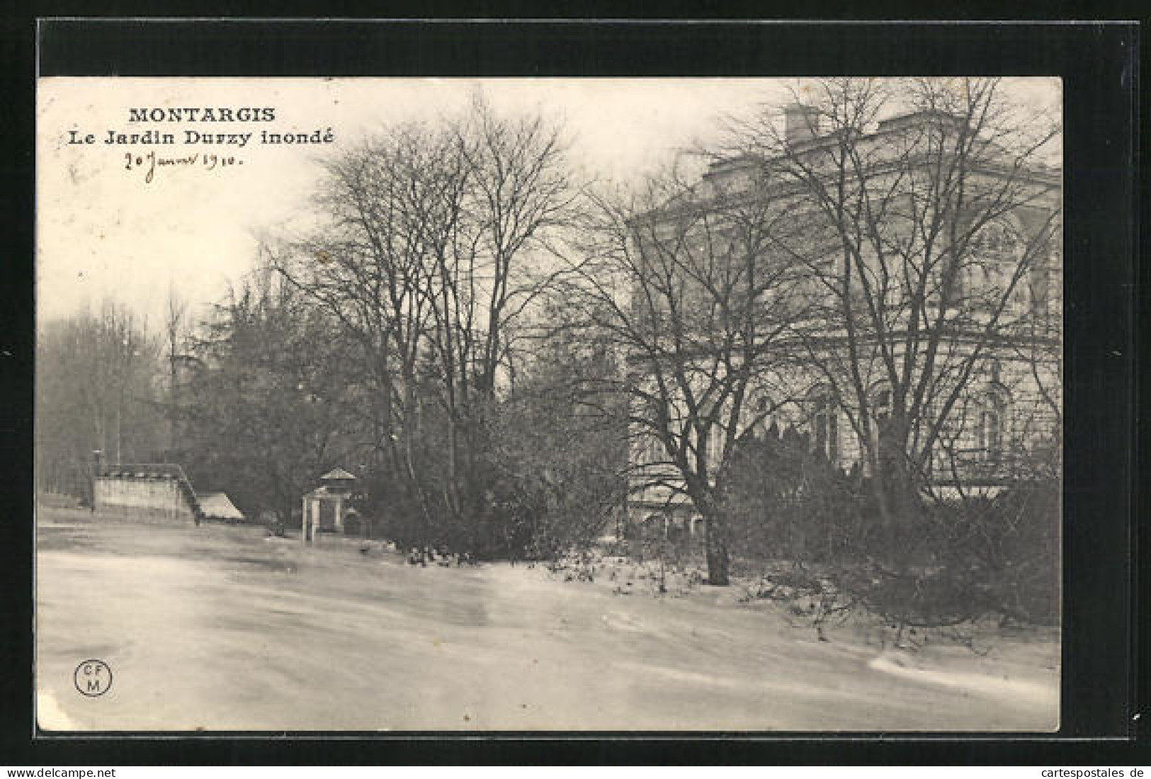 CPA Montargis, Inondations 1910, Inondation, Le Jardin Durzy  - Montargis