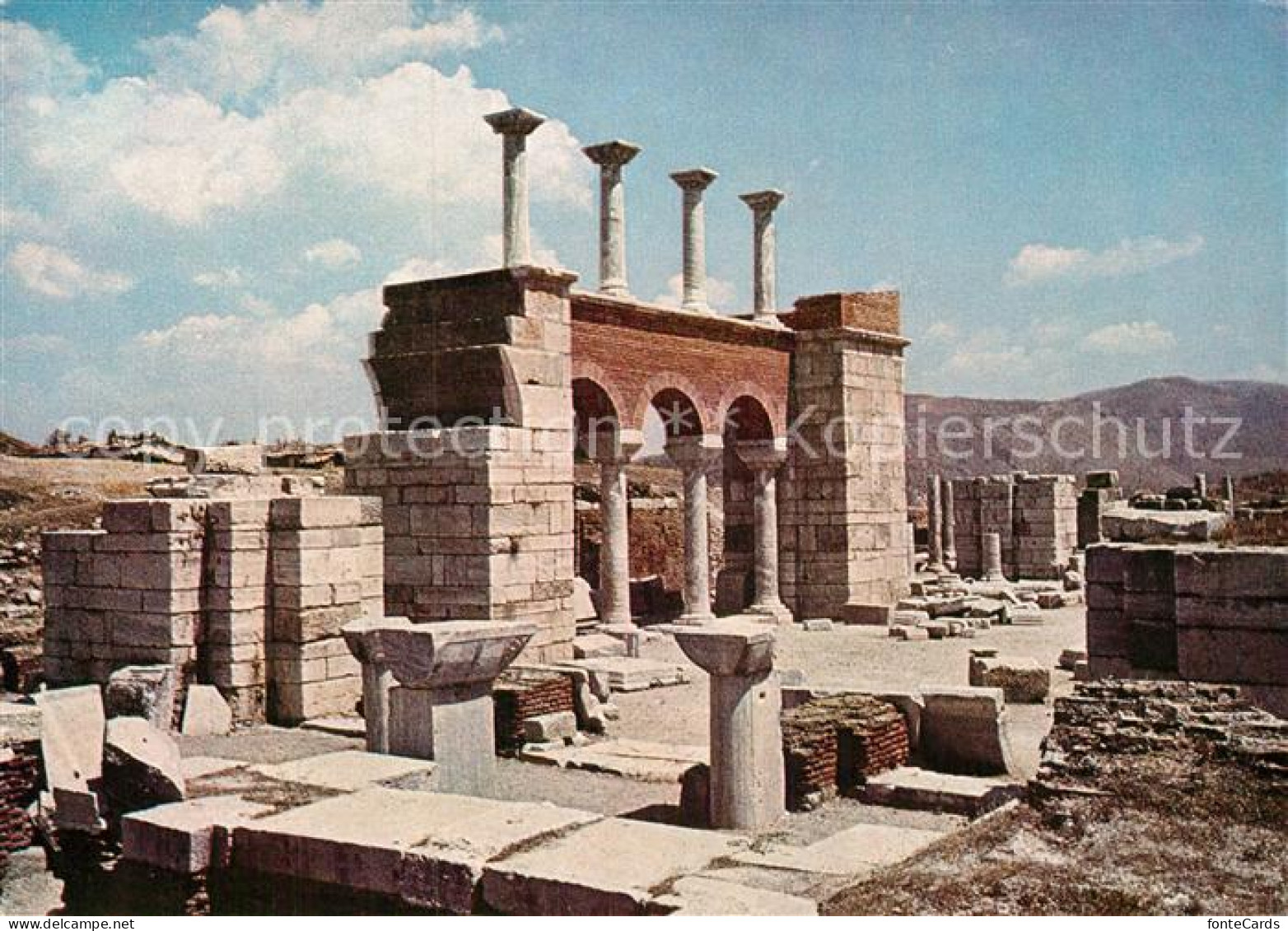 73006995 Ephesus Johannesgrab Arkaden Ephesus - Turkije