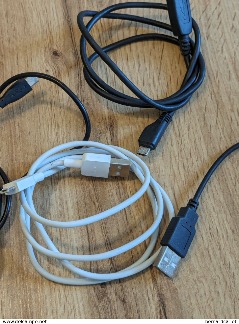 Lot De 4 Câbles USB Détail Voir Photos - Téléphonie
