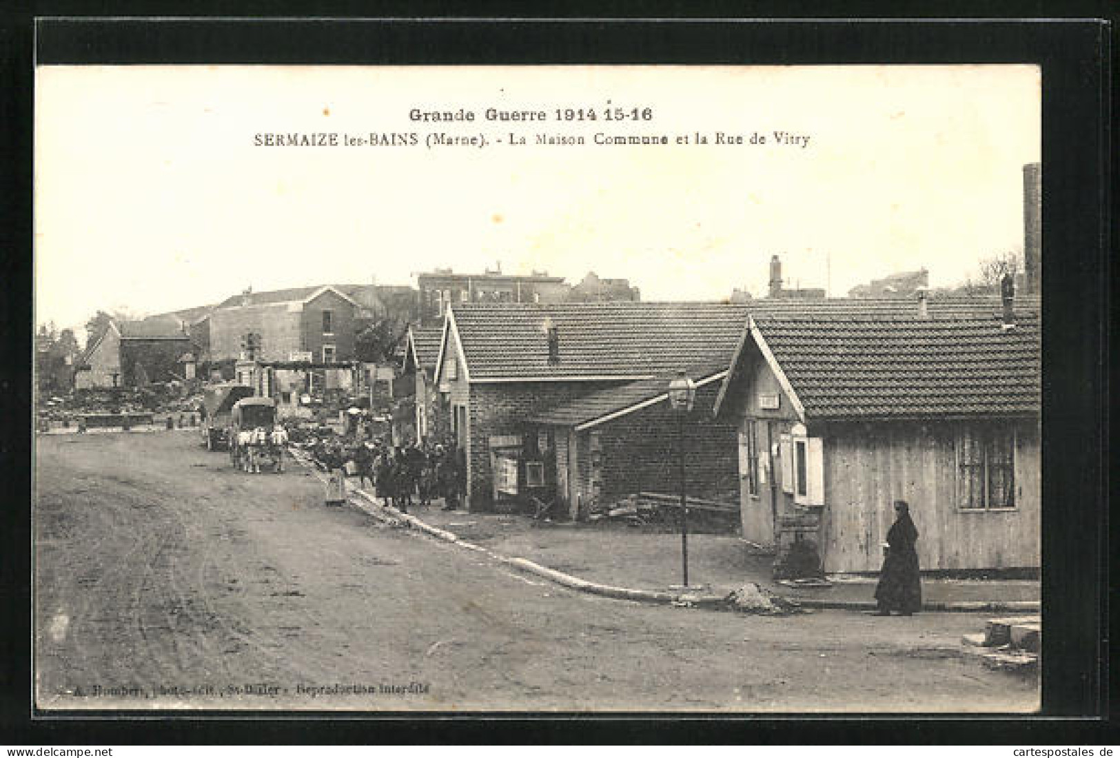 CPA Sermaize-les-Bains, La Maison Commune Et La Rue De Vitry  - Sermaize-les-Bains