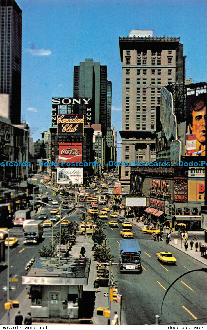 R067686 Times Square. New York City. Crossroads Of The World - World