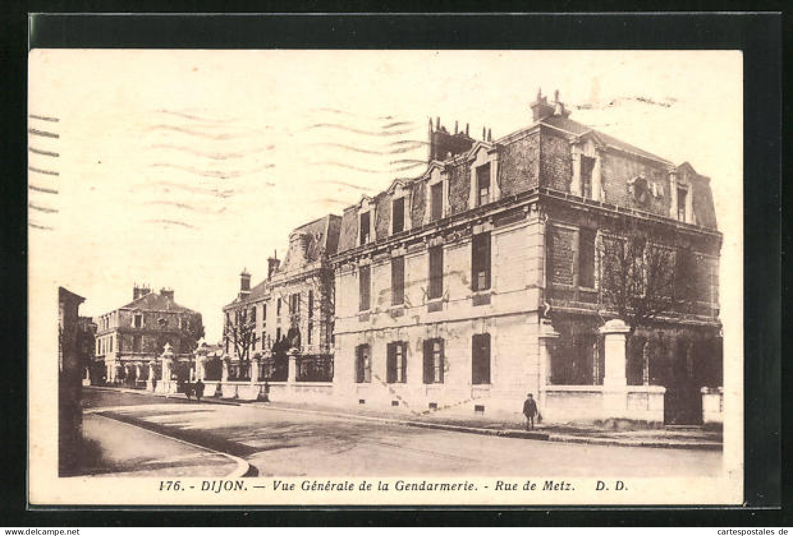 CPA Dijon, Vue Générale De La Gendarmerie, Rue De Metz  - Dijon