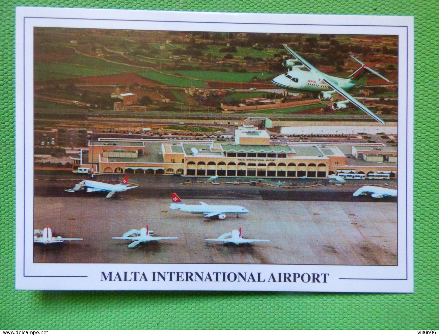 MALTA    /    AEROPORT / AIRPORT / FLUGHAFEN - Vliegvelden