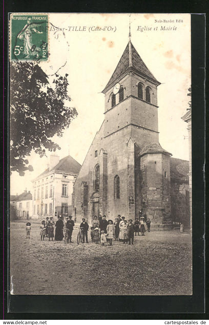 CPA Is-sur-Tille, Eglise Et Mairie  - Is Sur Tille
