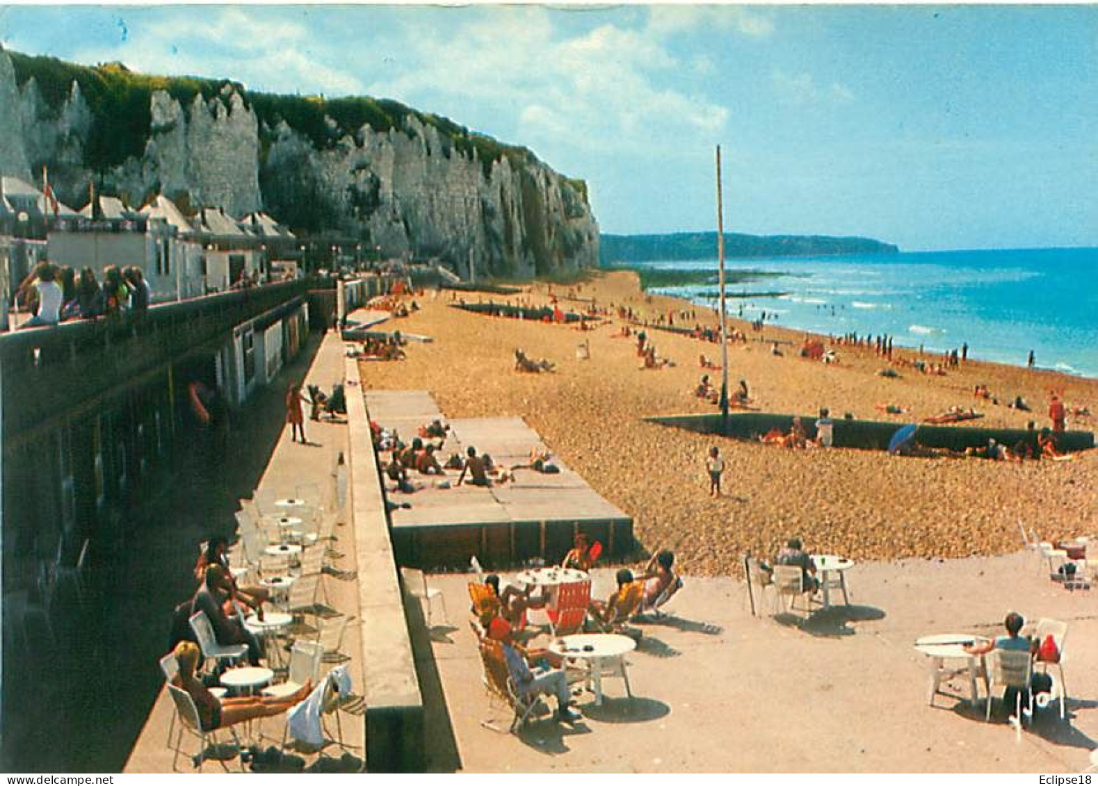 Dieppe - La Plage Et La Falaise   Y 255 - Dieppe