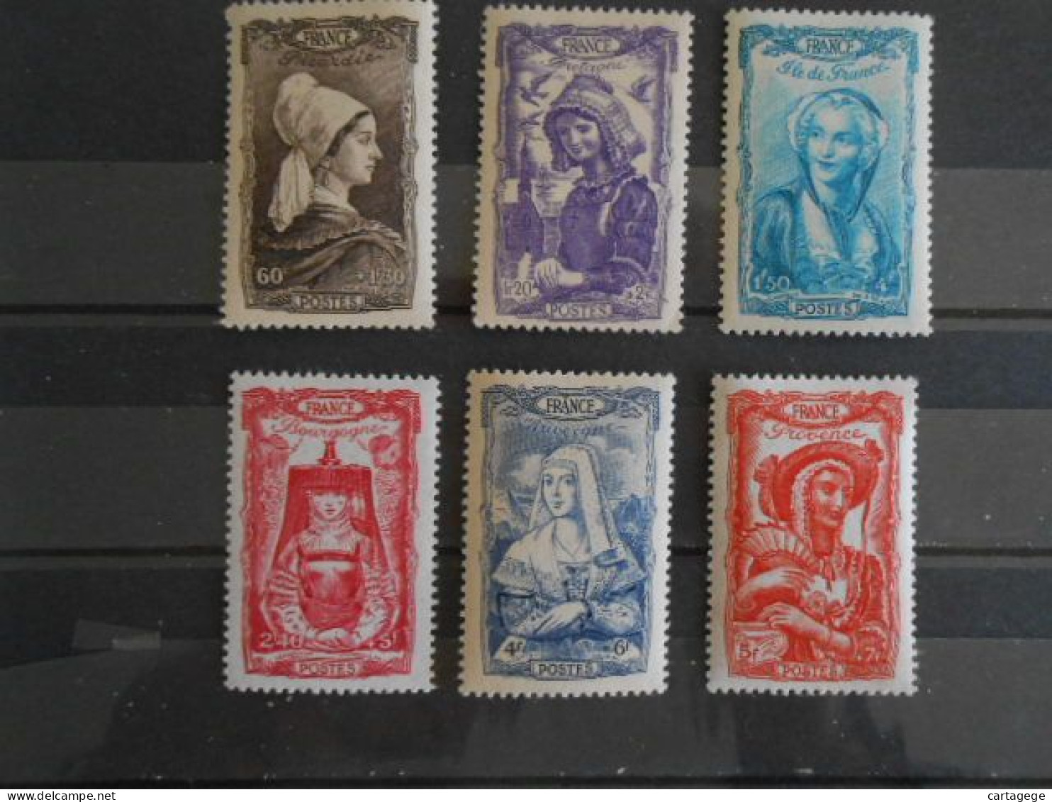 FRANCE YT 593/598 COIFFES REGIONALES* - Neufs