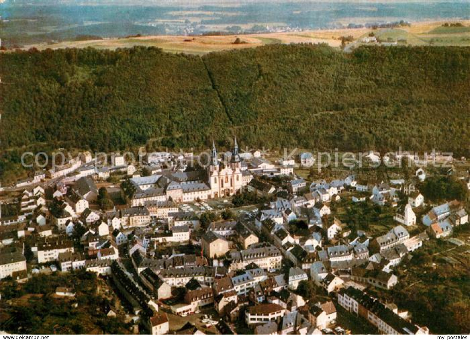 73039880 Pruem Eifel Waldstadt Der Eifel Mit Basilika Fliegeraufnahme Pruem Eife - Other & Unclassified