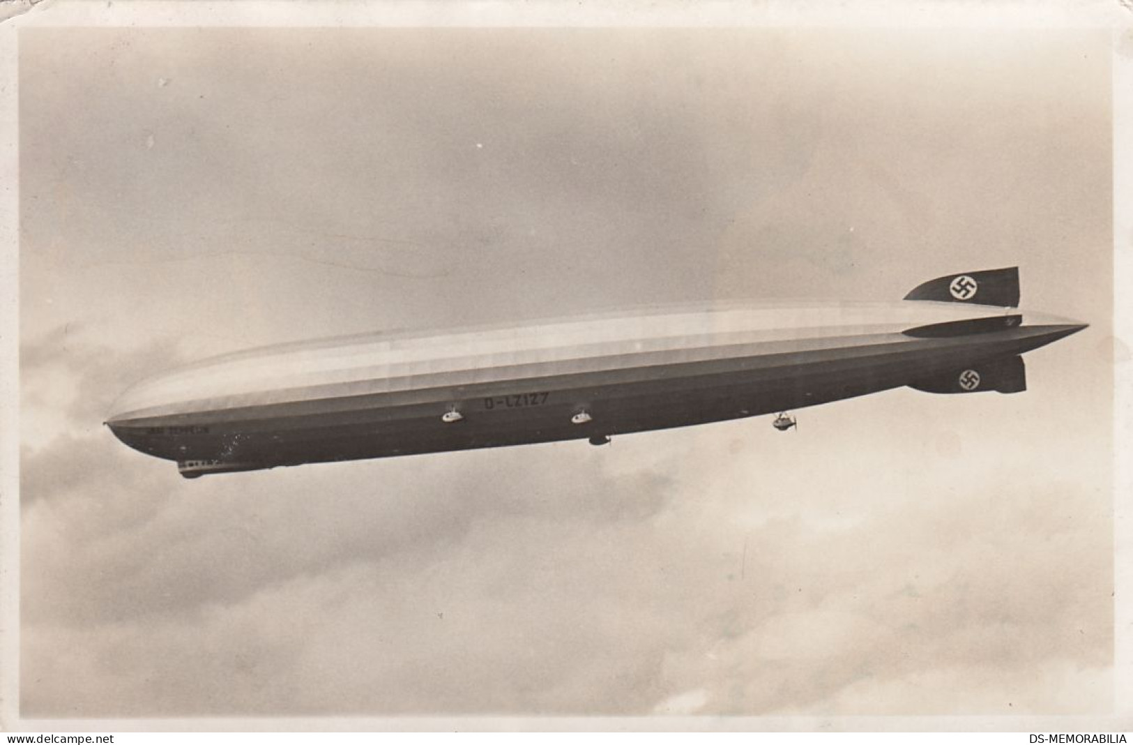 Graf Zeppelin LZ 127 Old Postcard - Dirigibili