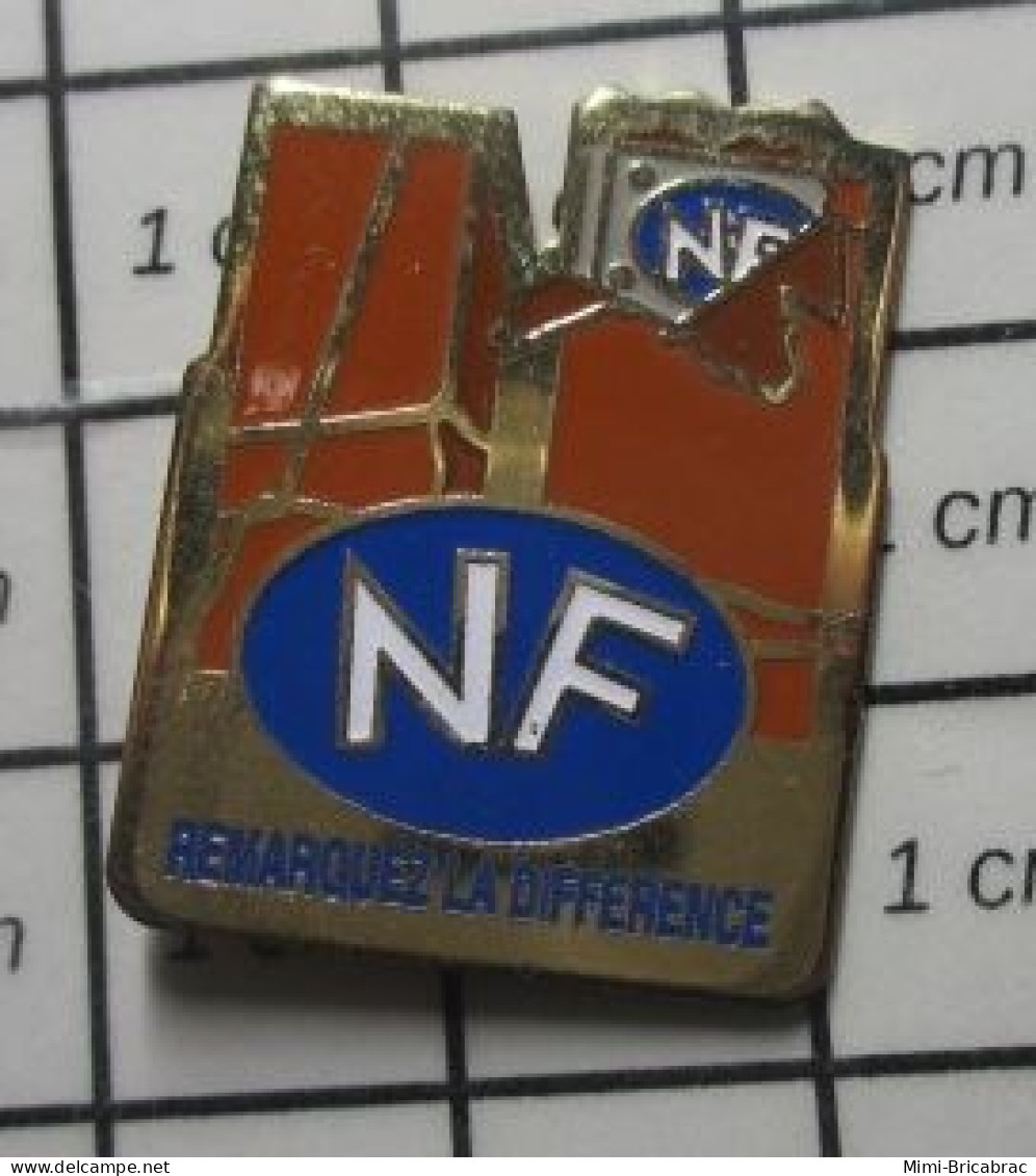 1818c Pin's Pins / Beau Et Rare / MARQUES / NORME NF REMARQUEZ LA DIFFERENCE - Marcas Registradas