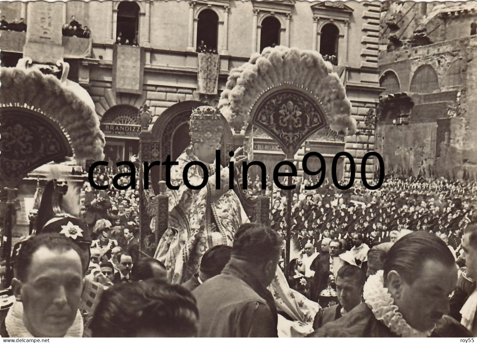 Lazio-roma Processione Papale Il Papa Pio XII Sulla Sedia Gestatoria Benedice I Fedeli Animatissima Anni 40 50 - Altri & Non Classificati