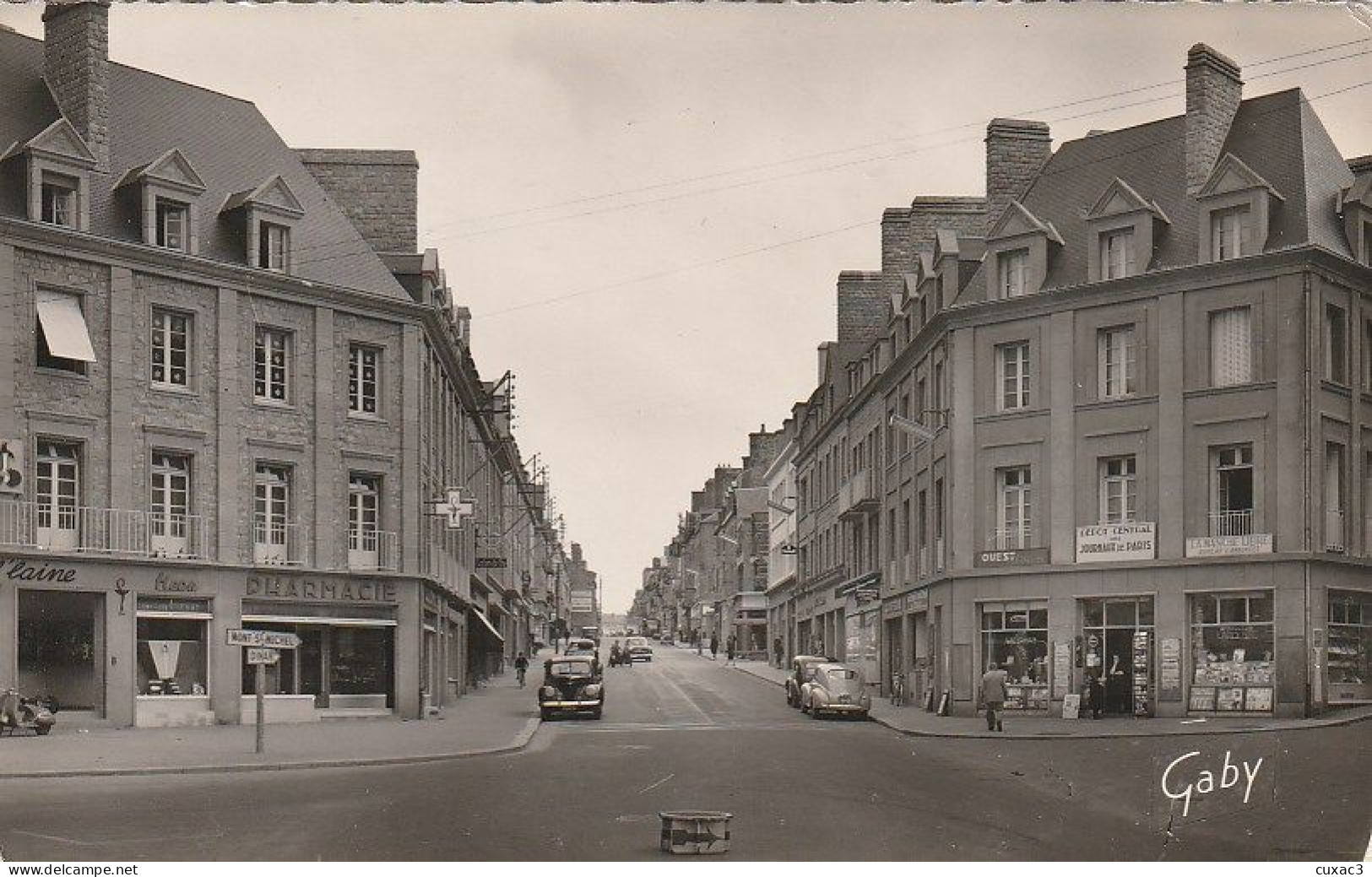 50 - Avranches - Rue Littré Et Rue De La Constitution - Avranches