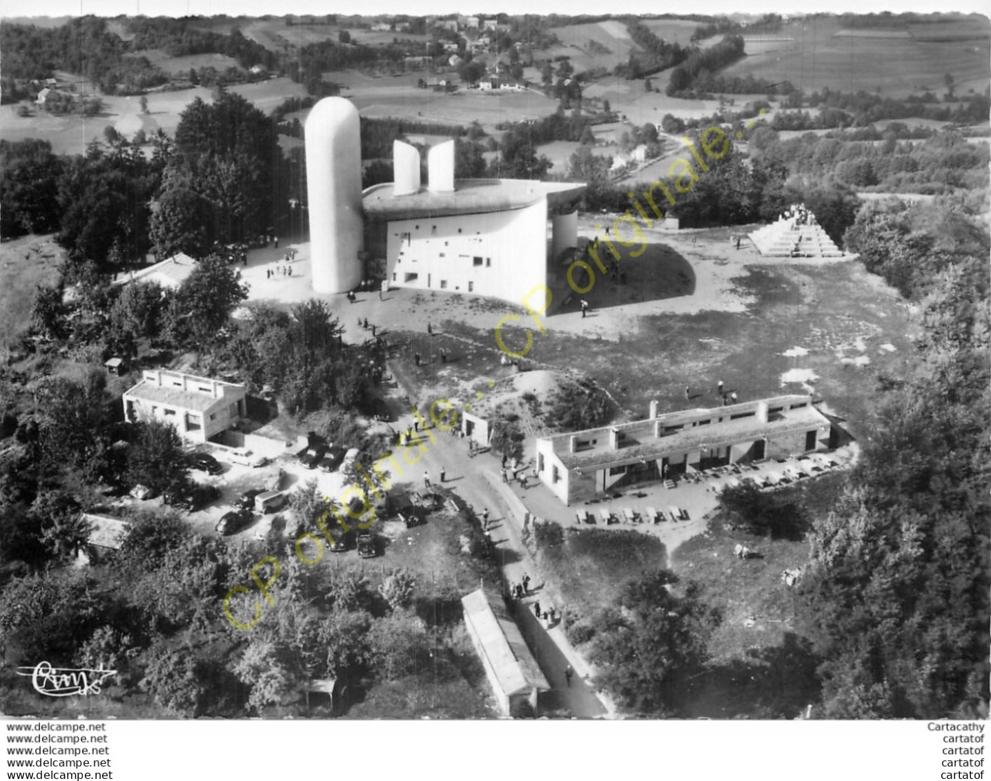 70.  LA CHAPELLE DE RONCHAMP .   Vue Aérienne . - Sonstige & Ohne Zuordnung