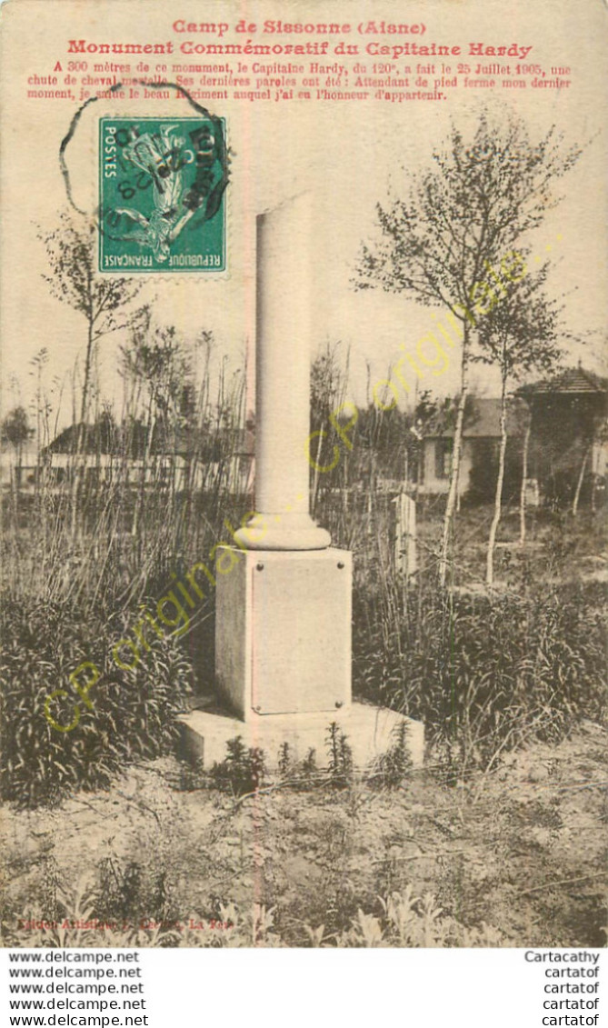 02.  CAMP DE SISSONNE .  Monument Commémoratif Du Capitaine Hardy . - Sissonne