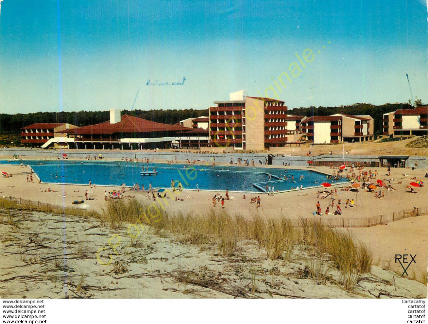 40.  SEIGNOSSE LE PENON .  La Piscine Et Village Vacances Tourisme . - Autres & Non Classés