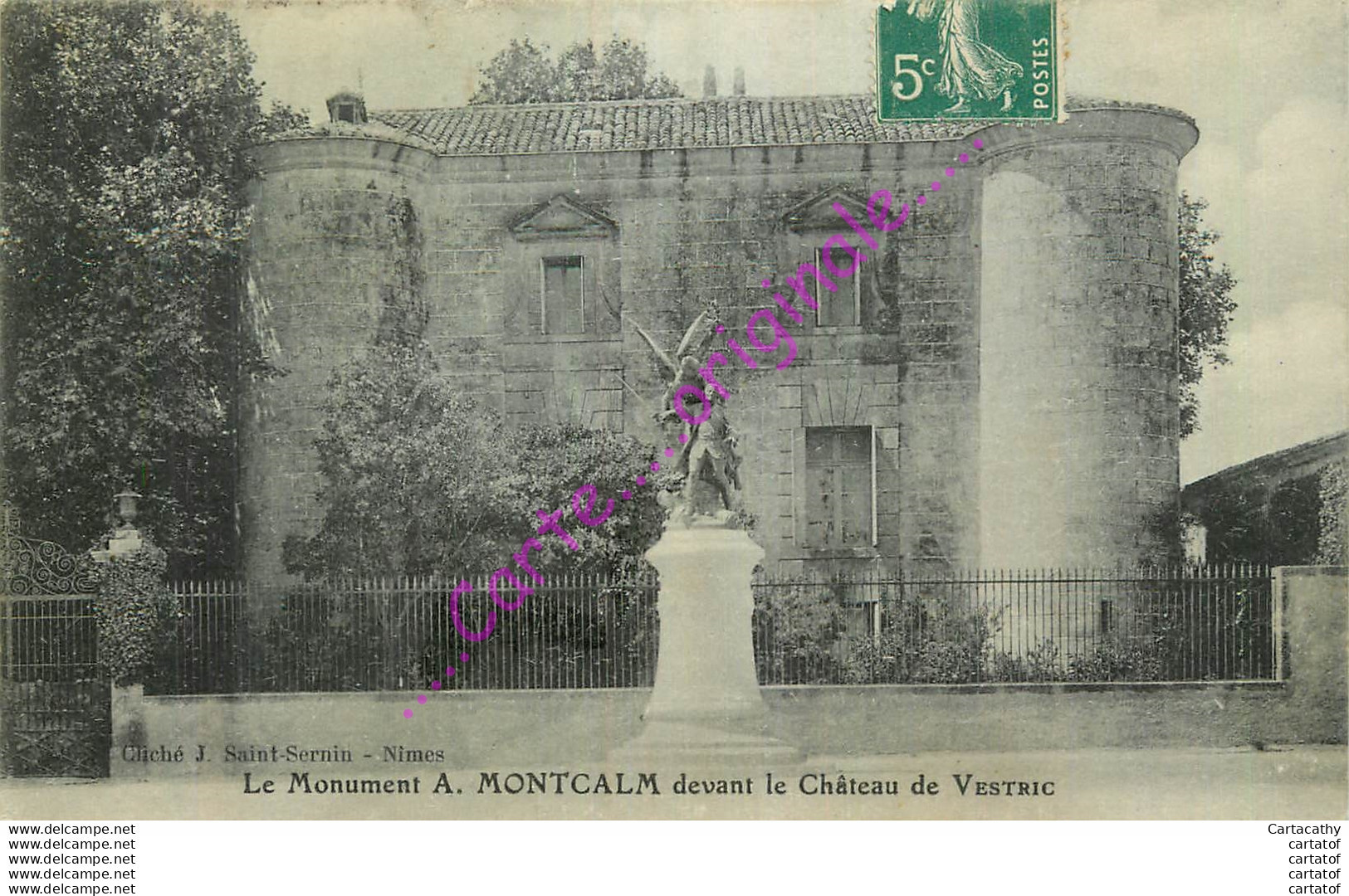 30.  Le Monument A. MONTCALM Devant Le Château De VESTRIC . - Andere & Zonder Classificatie