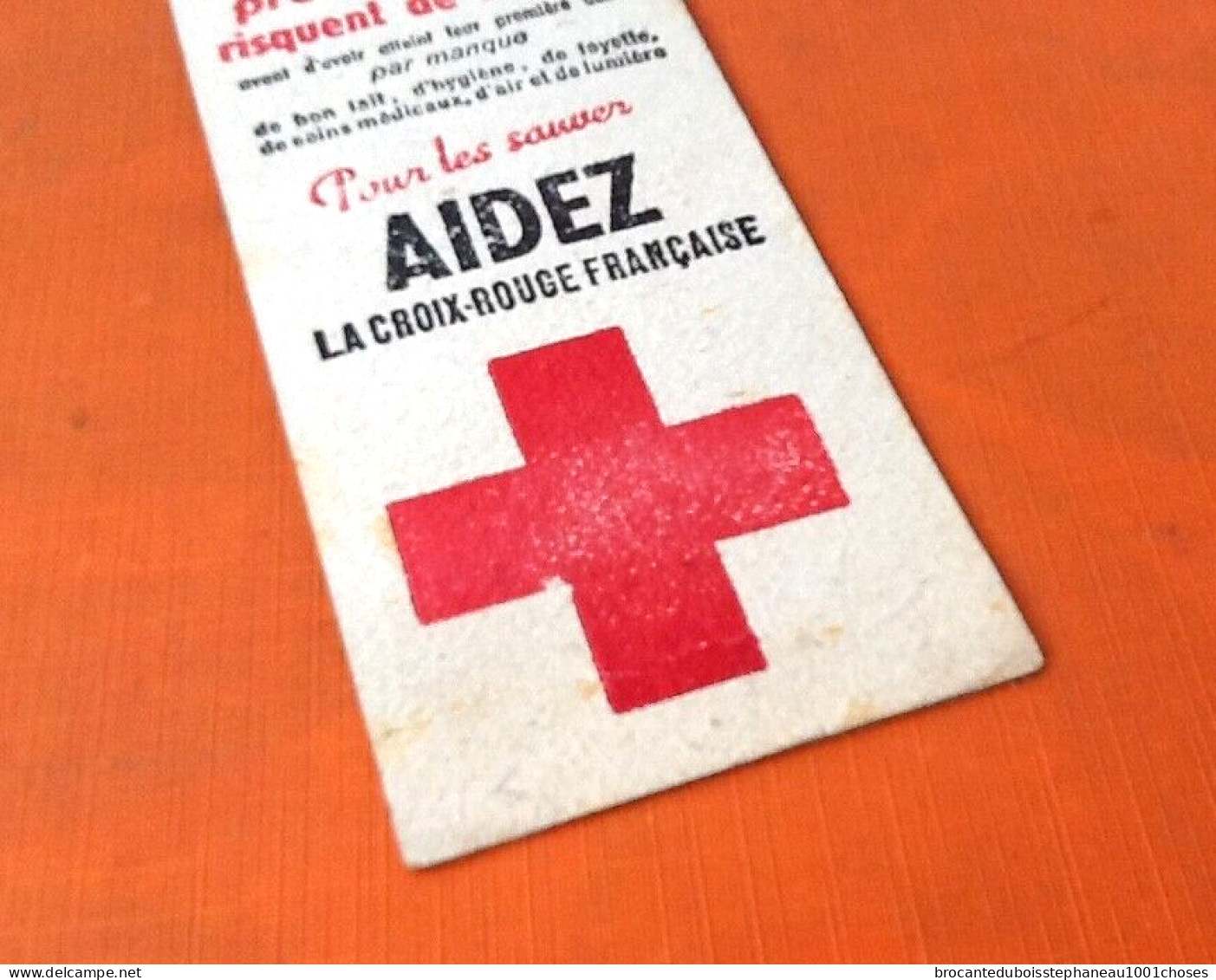 Ancien Signet / Marque-page publicitaire La Croix-Rouge