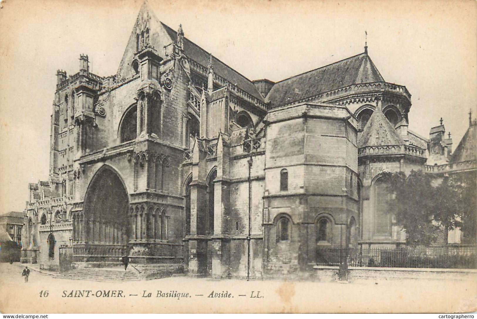 CPA France Saint Omer La Basilique - Saint Omer