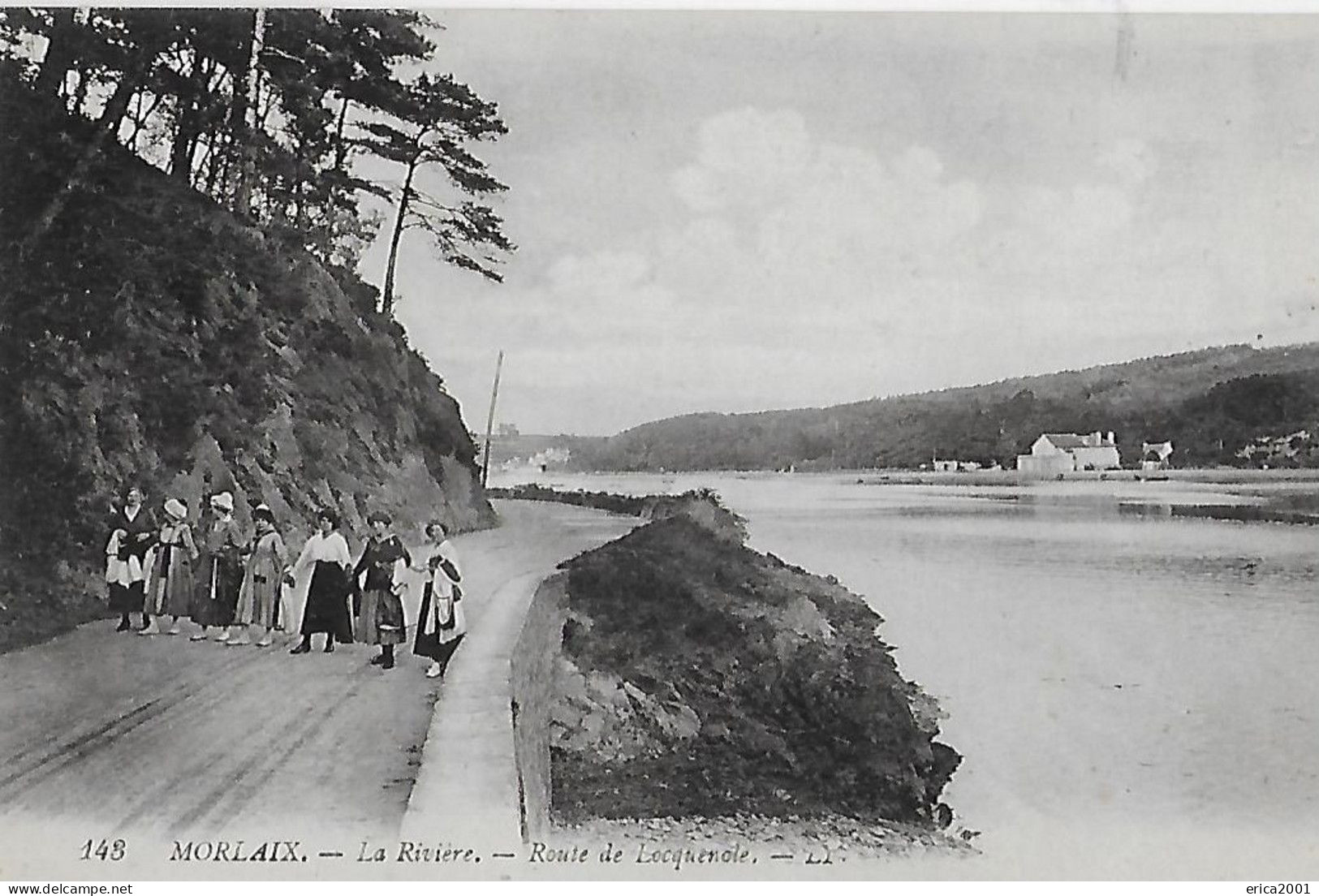 Morlaix. La Rivière Et Groupe De Femme  Sur La Route De  Locquenole. - Morlaix