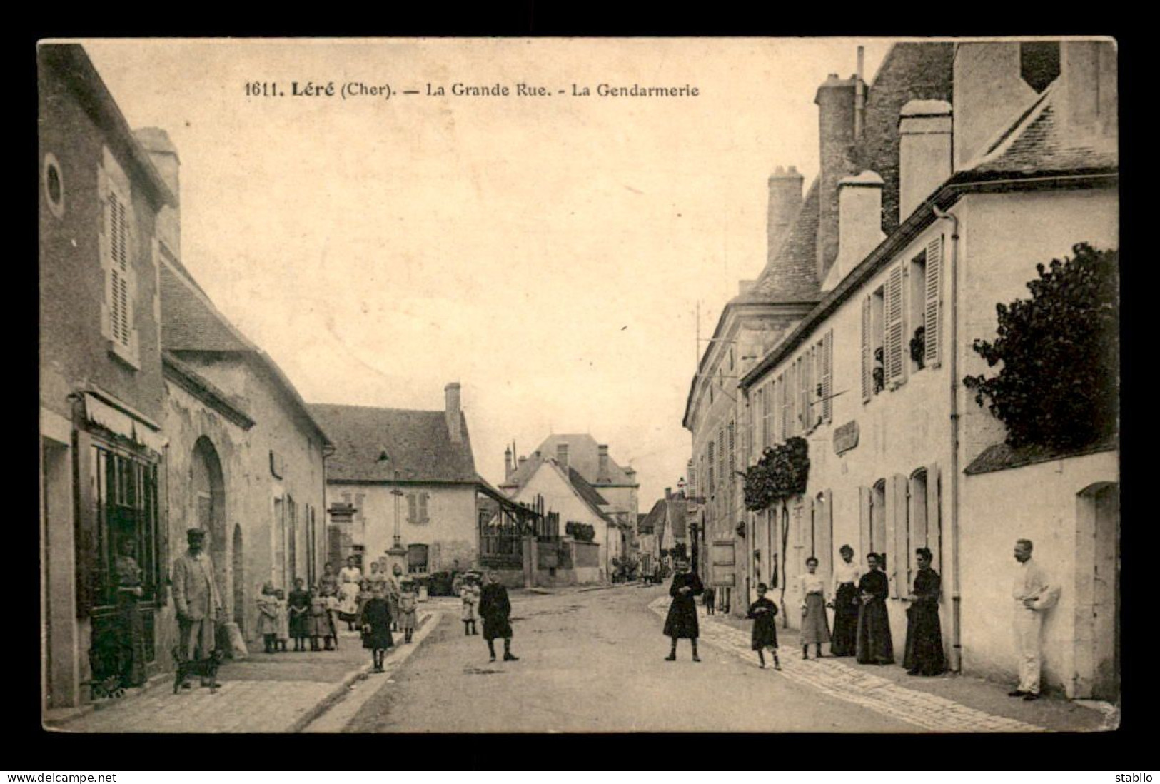 18 - LERE - LA GRANDE RUE - LA GENDARMERIE - Lere