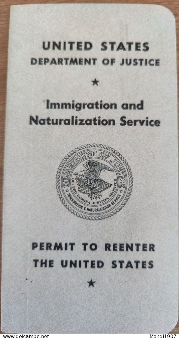 Permit To Re-enter USA 1979 For Cuban Born Lady. USA Passport Also Available - Colecciones