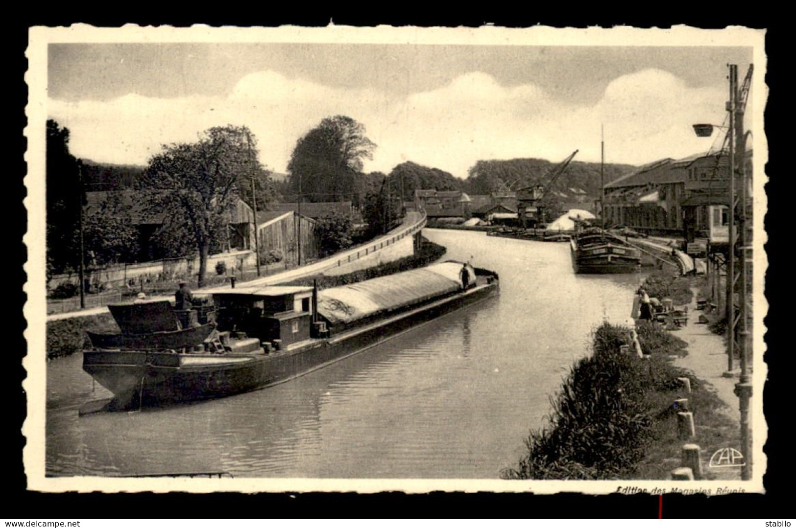 55 - BAR-LE-DUC - BORDS DU CANAL - PENICHES  - EDITEUR MAGASINS REUNIS - Bar Le Duc