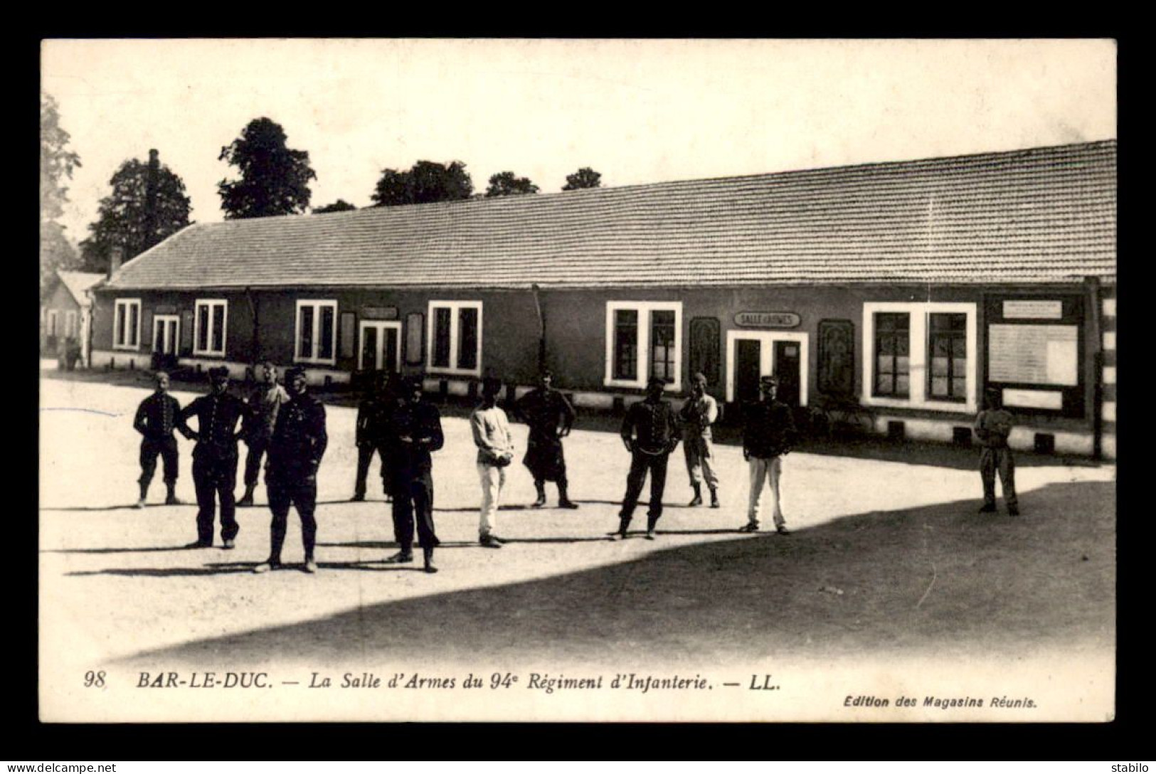 55 - BAR-LE-DUC - SALLE D'ARMES DU 94E R.I. - EDITEUR MAGASINS REUNIS - Bar Le Duc