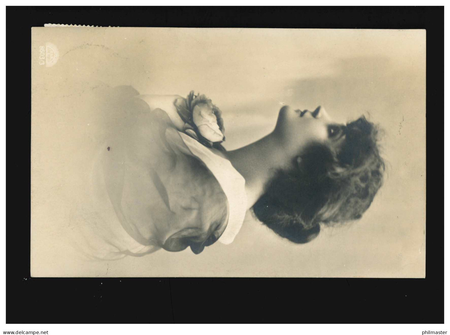 AK Frauen: Frau Mit Blüte, Schwarz-weiß-Foto, Gelaufen Um 1910 - Mode